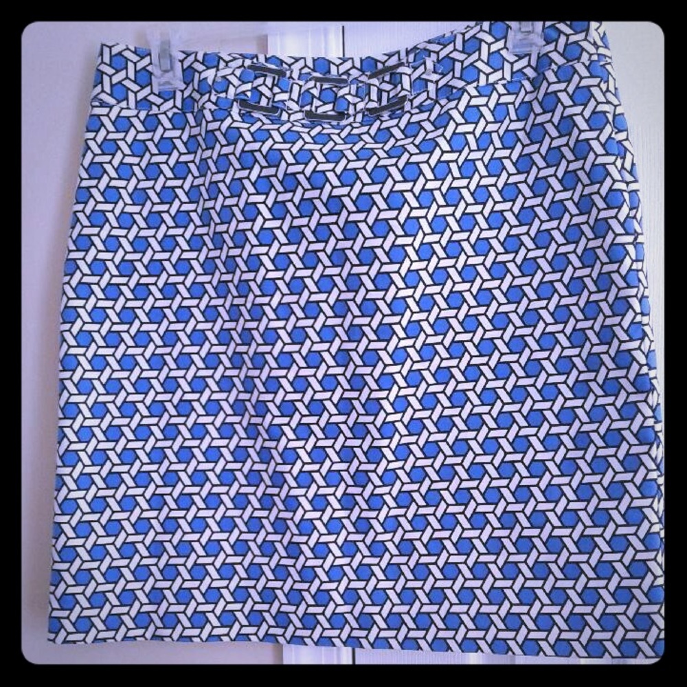 Blue/White/Black Cross-thatching Mini Size 14